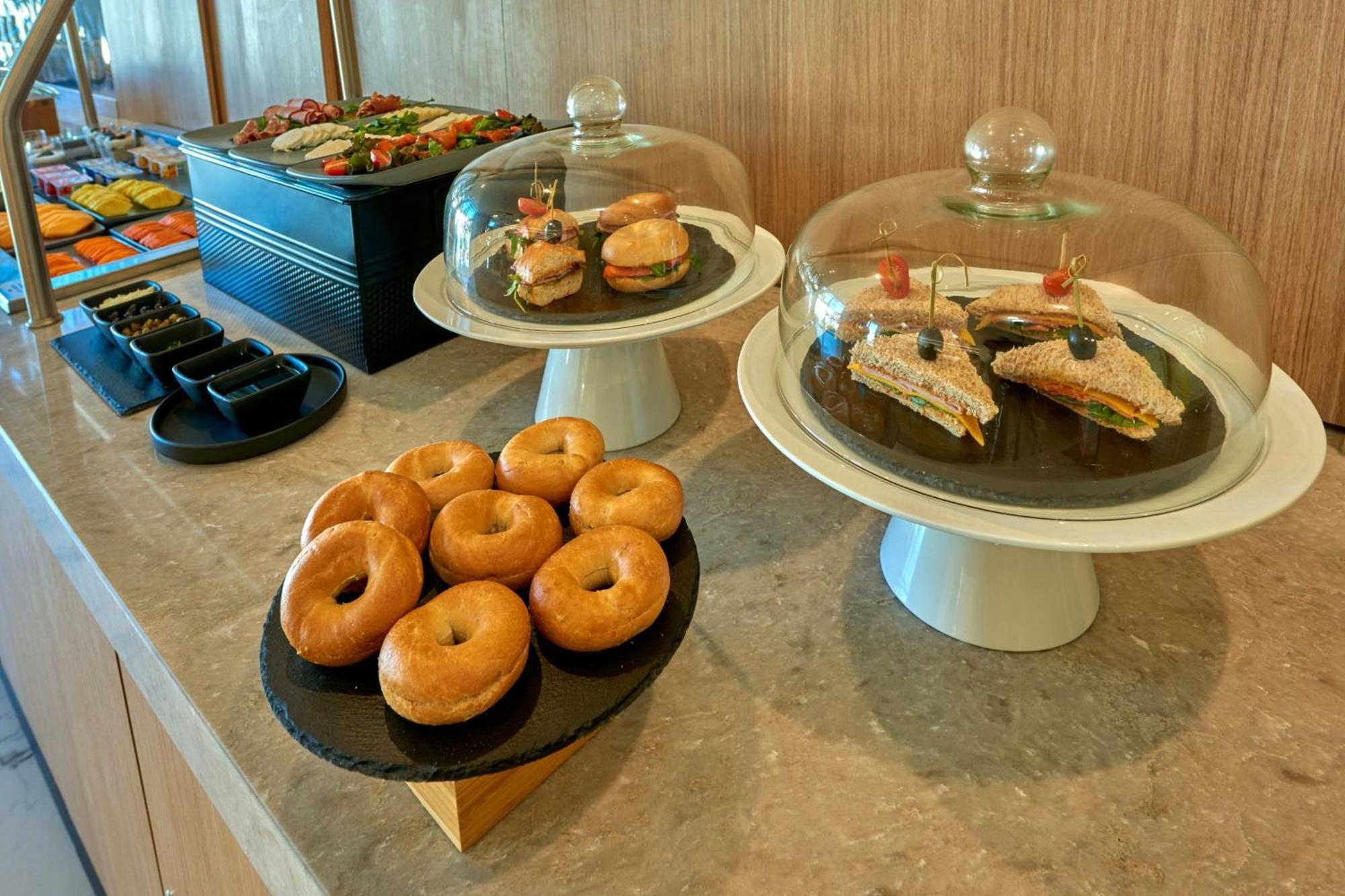 Hotel Express By Marriott Providencia